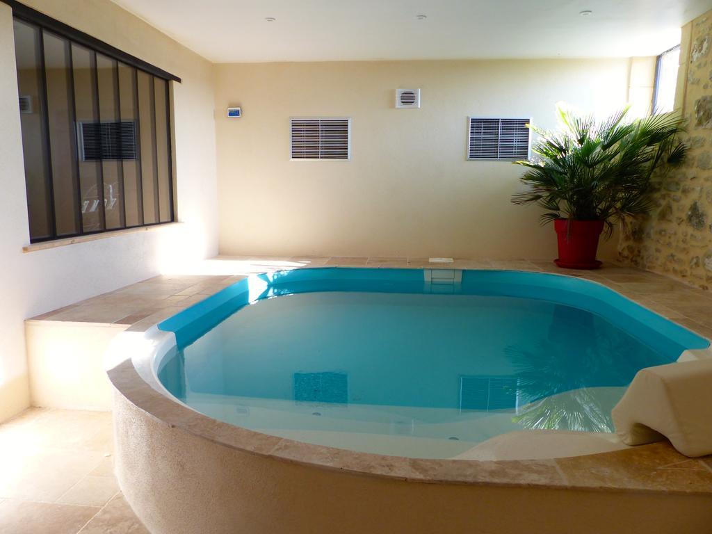 Guest house La Fontaine De Rocoule 3*